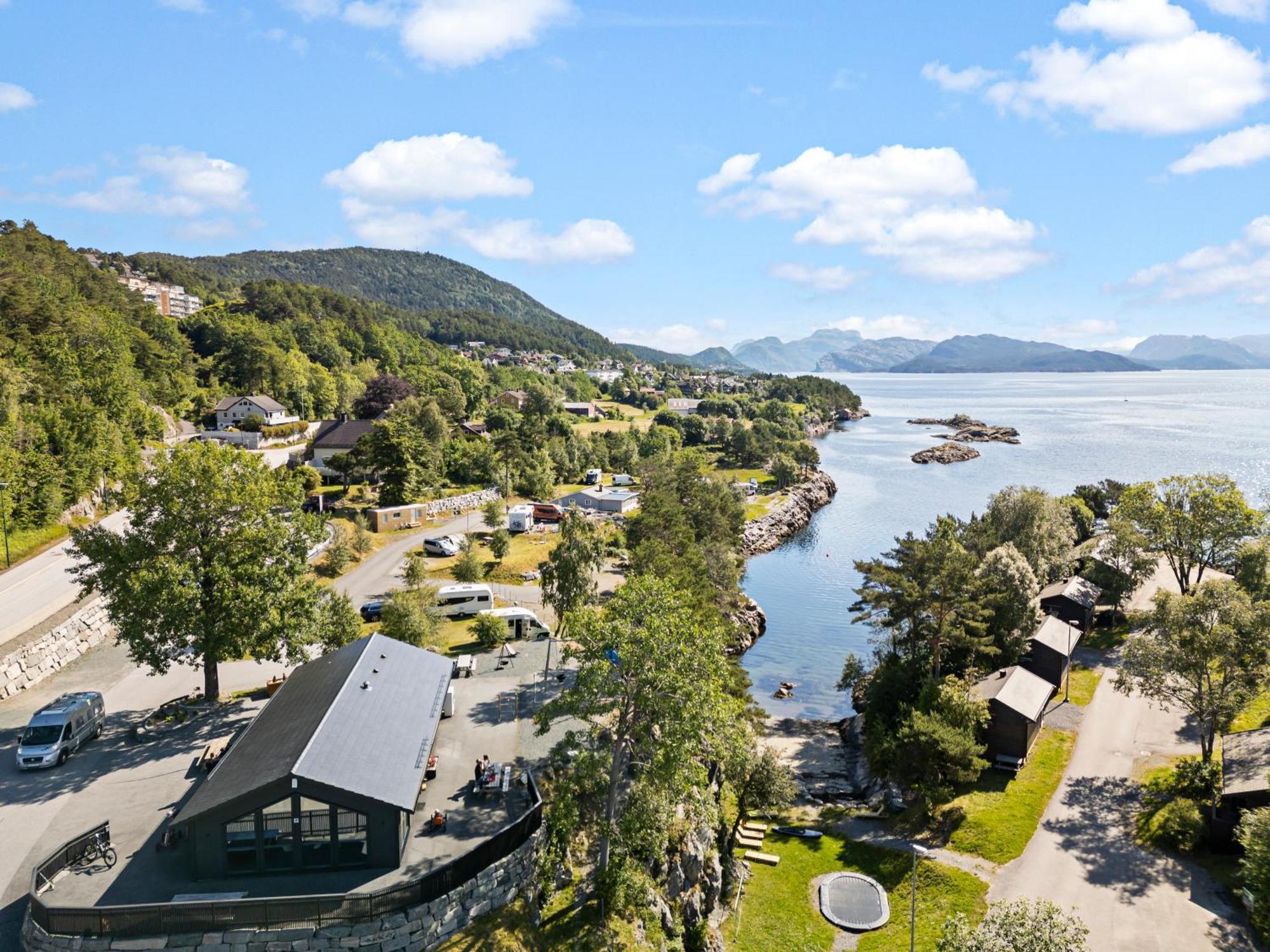 Krokane Camping Floro Exterior photo